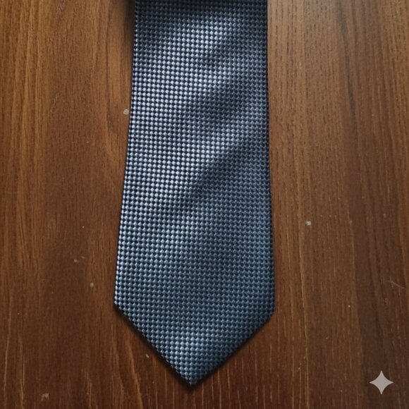 Michael Kors Blue Navy Geometric Micro-Pattern Silk Tie 3.5" Classic Width - Picture 6 of 6